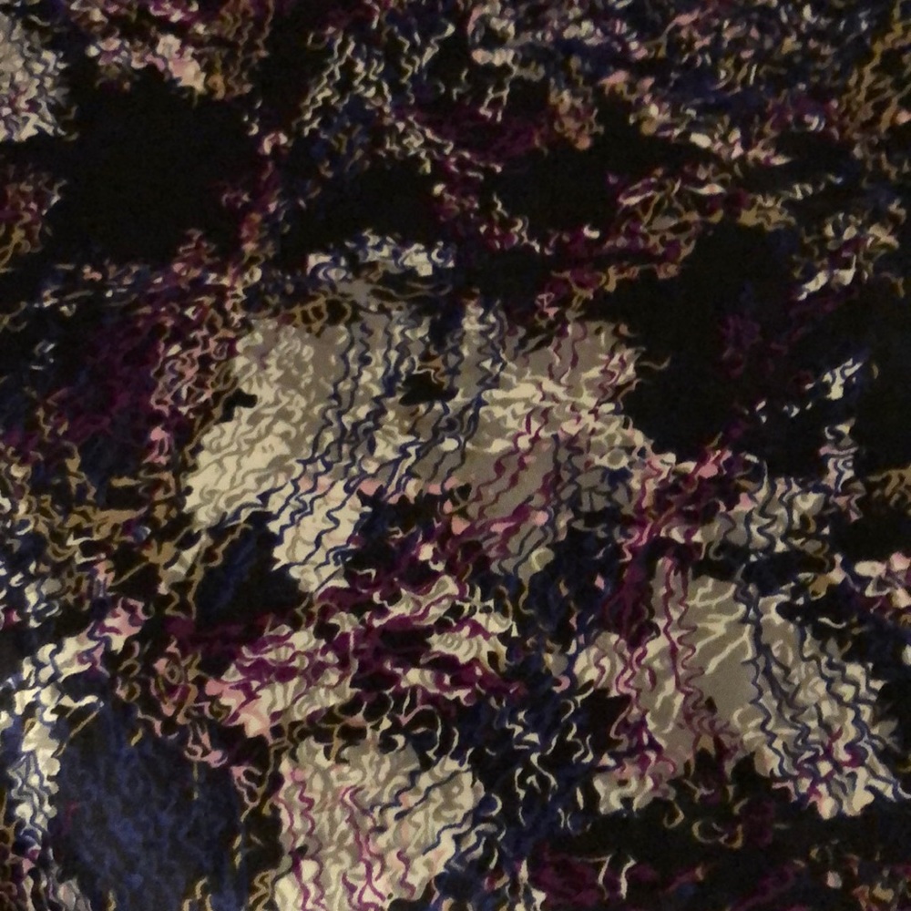 Multi colored blouse - Picture 7 of 7